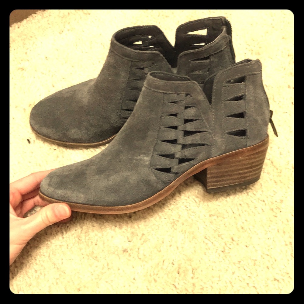 Vince camuto booties